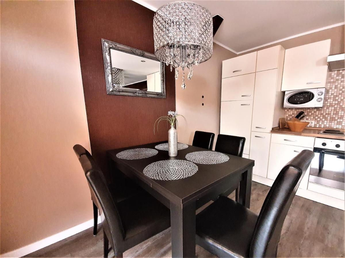 Summer Apartment